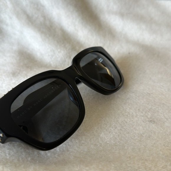 MARC BY MARC JACOBS Studded Sunglasses - Picture 5 of 5